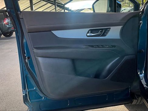 New 2026 Nissan Murano Platinum image 13