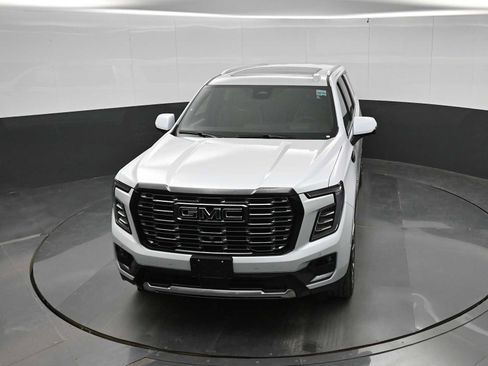 New 2026 GMC Yukon XL Denali Ultimate AWD/4WD image 25