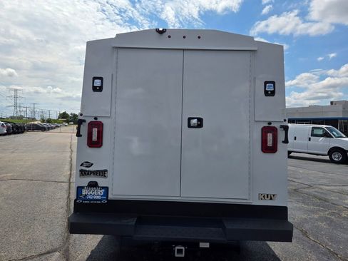 New 2025 Chevrolet Express 3500 w/ Power Convenience Package image 10