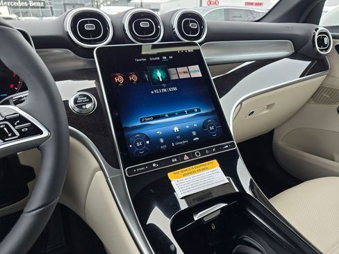 New 2026 Mercedes-Benz GLC 300 4MATIC image 26