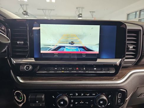 Certified 2026 Chevrolet Silverado 1500 LT image 27