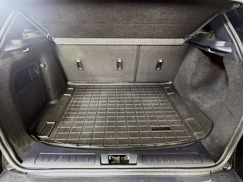 Used 2017 Land Rover Range Rover Evoque SE Premium image 35