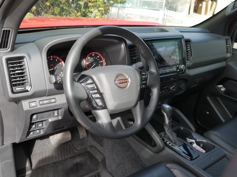 Certified 2022 Nissan Frontier PRO-4X w/ Pro-4X Premium Package image 4