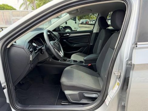 Used 2019 Volkswagen Jetta S w/ Driver Assistance Package FWD image 10
