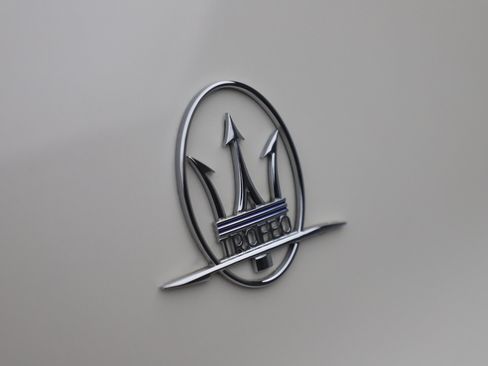 Used 2019 Maserati Levante Trofeo AWD/4WD image 33