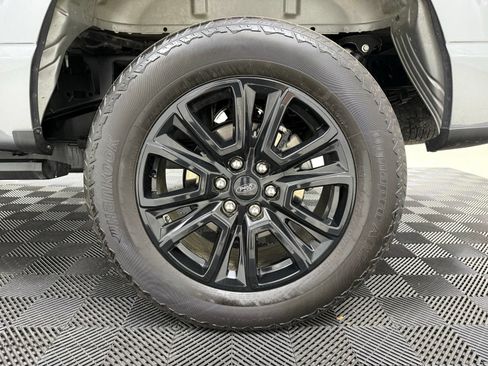 Used 2025 Ford F150 Platinum AWD/4WD image 16