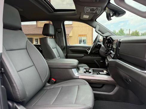 Used 2025 Chevrolet Silverado 3500 LTZ w/ LTZ Plus Package AWD/4WD image 29