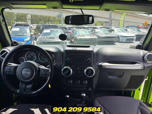 Used 2013 Jeep Wrangler Rubicon w/ PWR Convenience Group AWD/4WD image 30