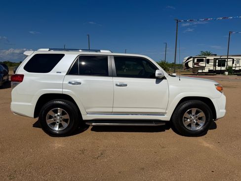 Used 2013 Toyota 4Runner SR5 w/ Convenience Pkg RWD image 5