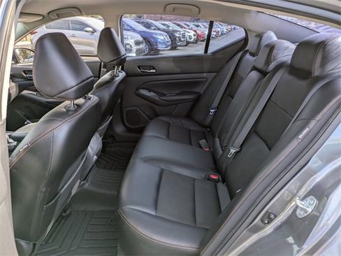 Used 2020 Nissan Altima 2.5 SR image 13