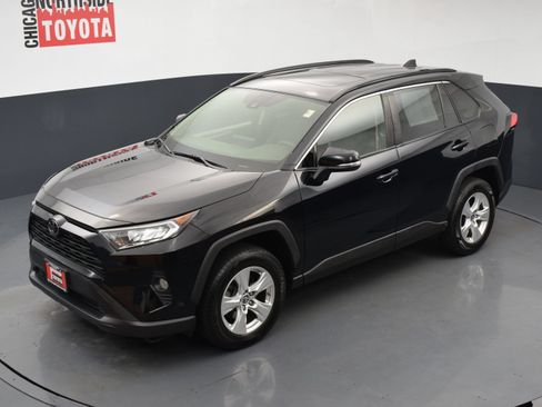 Used 2019 Toyota RAV4 XLE w/ Convenience Package AWD/4WD image 25