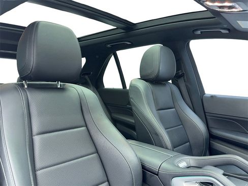 Used 2022 Mercedes-Benz GLE 350 w/ AMG Line Exterior image 48