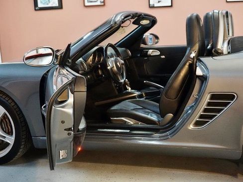 Used 2009 Porsche Boxster RWD image 40