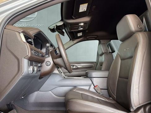 Used 2023 GMC Yukon XL Denali w/ Max Trailering Package RWD image 7