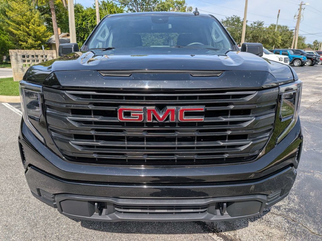 Certified 2025 GMC Sierra 1500 Pro w/ Graphite Edition AWD/4WD image 9