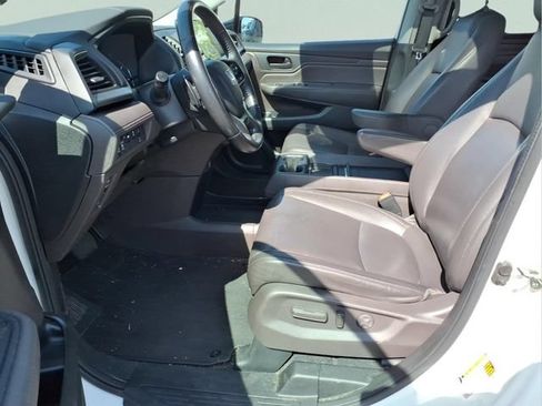 Used 2018 Honda Odyssey EX-L image 17