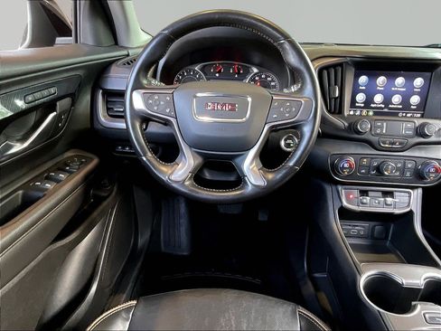 Used 2022 GMC Terrain AT4 w/ Tech Package AWD/4WD image 8