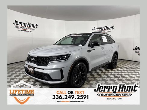 Used 2023 Kia Sorento SX FWD image 1