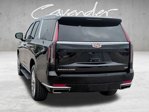 Used 2024 Cadillac Escalade Premium Luxury image 14