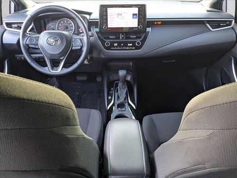 Used 2022 Toyota Corolla SE FWD image 16