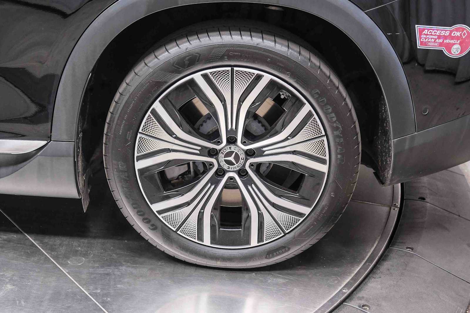 Certified 2023 Mercedes-Benz EQE 350+ 4MATIC SUV image 9