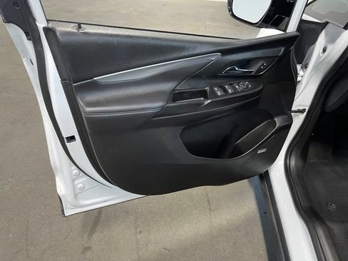 Used 2023 Chevrolet Bolt LT w/ Infotainment Package FWD image 24