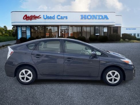 Used 2012 Toyota Prius Three FWD image 6