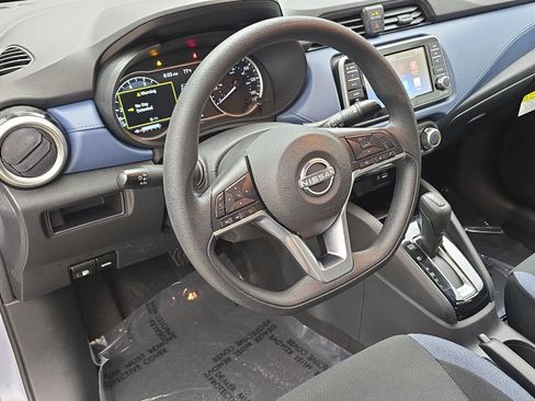 Used 2025 Nissan Versa SV w/ Trunk Package FWD image 13