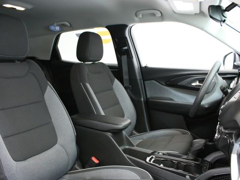 Certified 2023 Chevrolet TrailBlazer LT FWD image 30