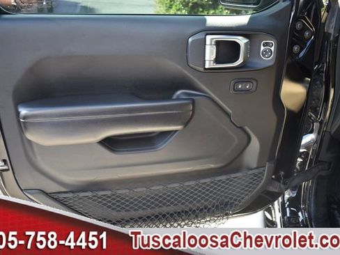 Used 2018 Jeep Wrangler Unlimited Sport S image 16