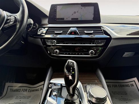 Used 2017 BMW 530i xDrive 530I XDRIVE image 12