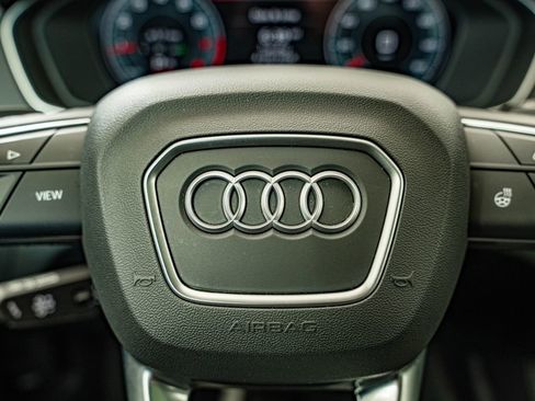 Used 2023 Audi Q5 2.0T Premium Plus w/ Premium Plus Package AWD/4WD image 23