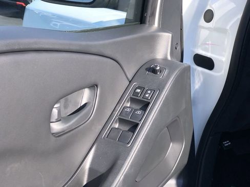 New 2026 Nissan Frontier SV w/ SV Convenience Package AWD/4WD image 20