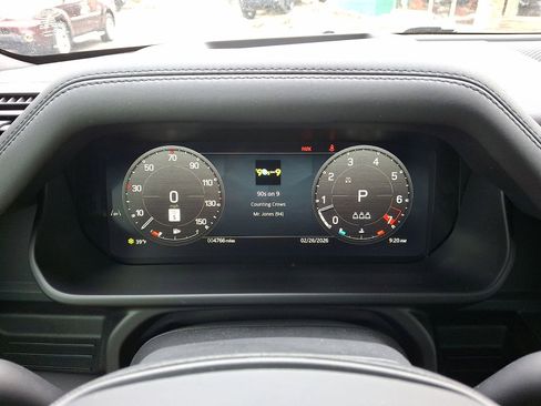 Certified 2025 Land Rover Defender 110 X-Dynamic SE image 21