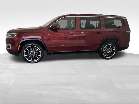 Used 2022 Jeep Wagoneer Series II w/ Premium Group I image 2