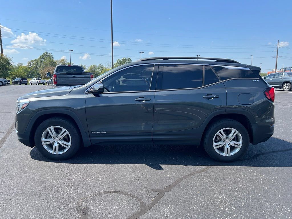 Used 2019 GMC Terrain SLE w/ Driver Convenience Package AWD/4WD image 3