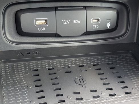 New 2026 Hyundai Venue SEL FWD image 26
