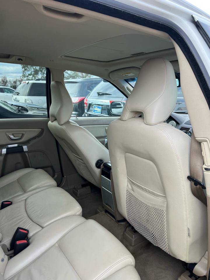 Used 2014 Volvo XC90 3.2 AWD/4WD image 4