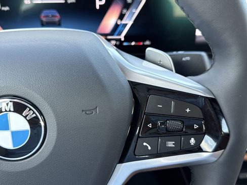 Used 2025 BMW 330i xDrive Sedan image 23