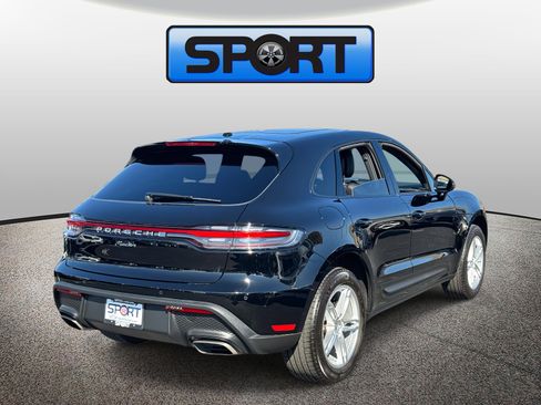 Used 2024 Porsche Macan image 24