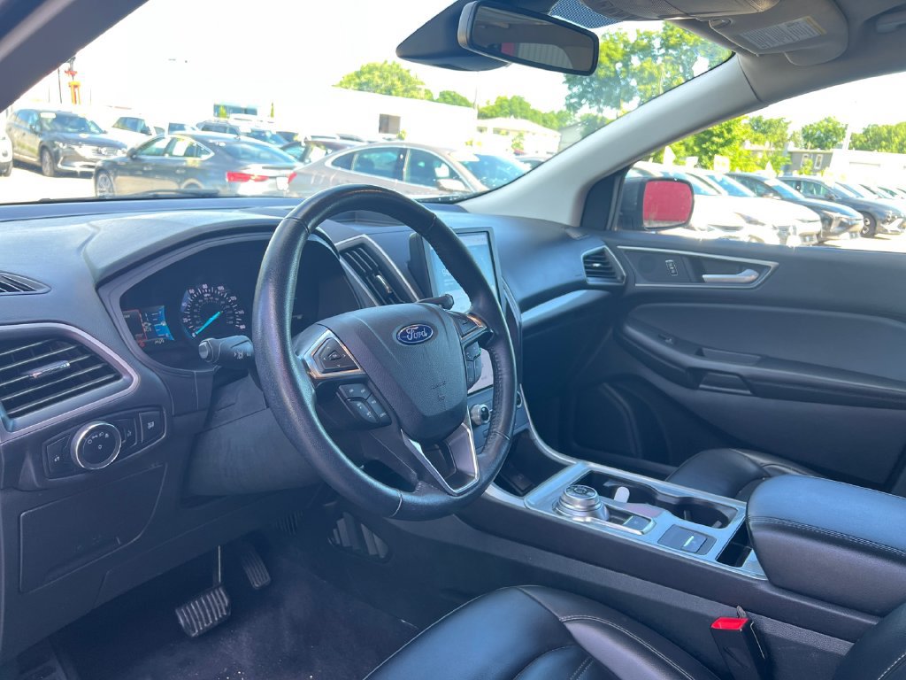 Used 2024 Ford Edge SEL AWD/4WD image 14