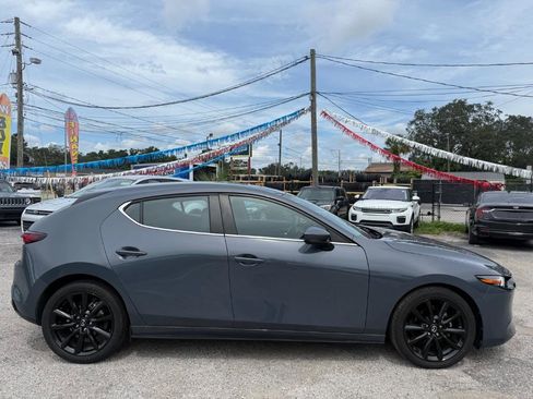 Used 2020 MAZDA MAZDA3 Hatchback w/ Premium Package image 4