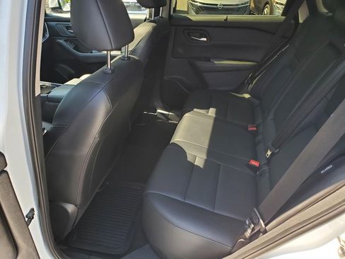 Certified 2024 Nissan Rogue SV w/ SV Premium Package image 15