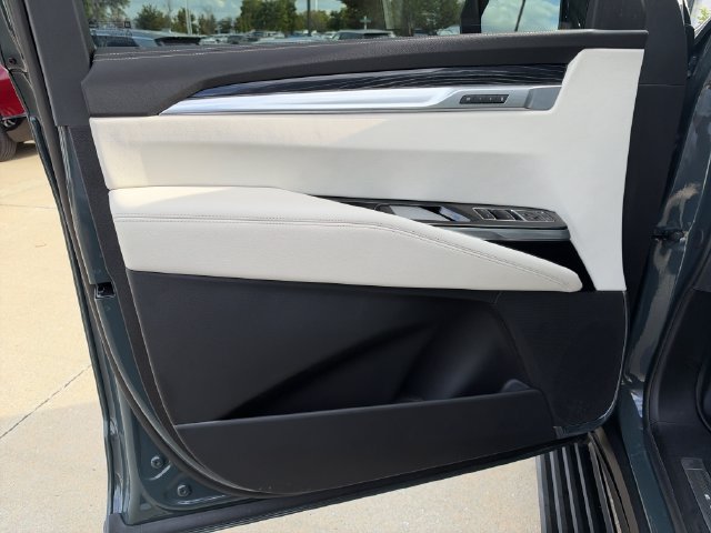 Certified 2026 Cadillac Escalade Sport w/ Touring Package AWD/4WD image 13