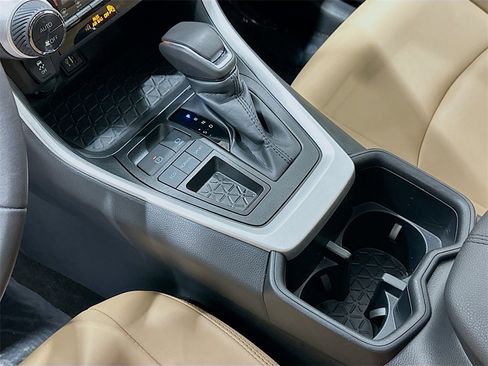 Used 2025 Toyota RAV4 XLE Premium image 16