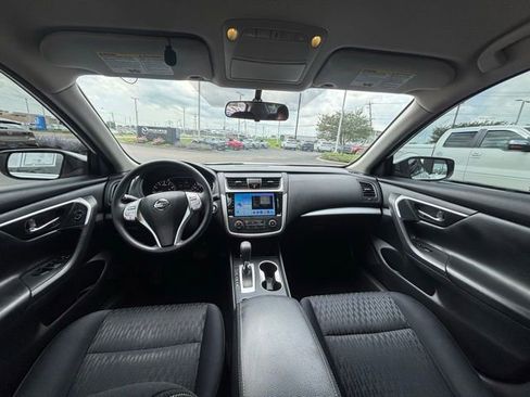Used 2018 Nissan Altima 2.5 S w/ S Convenience Package FWD image 12