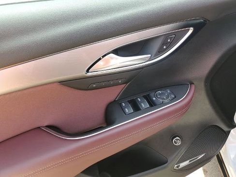 New 2025 Buick Envision Sport Touring image 31