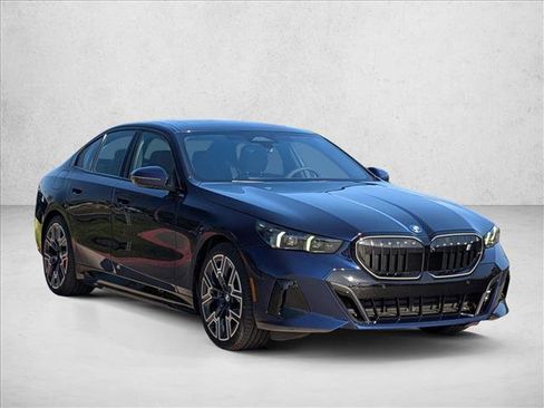 New 2026 BMW i5 eDrive40 w/ M Sport Package RWD image 7