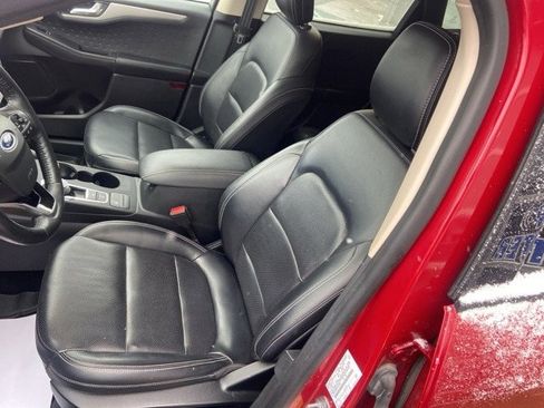 Certified 2020 Ford Escape SE Sport image 7