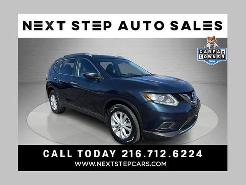 Used 2015 Nissan Rogue SV w/ SV Premium Package FWD image 1